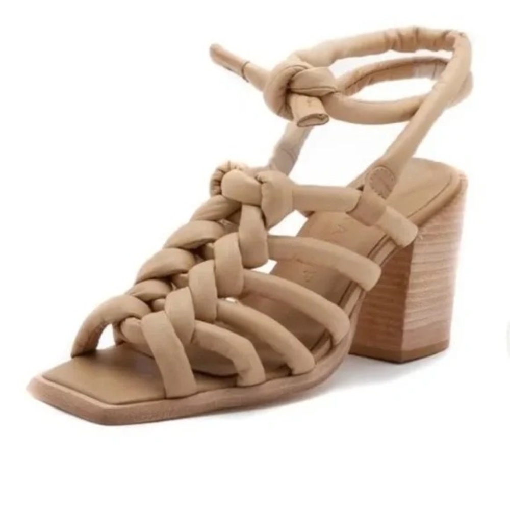 Brand New In Box 9.5 Wal & Pai Helen Nude Nappa strappy sandal heels